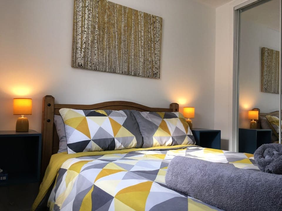 bedroom with double bed