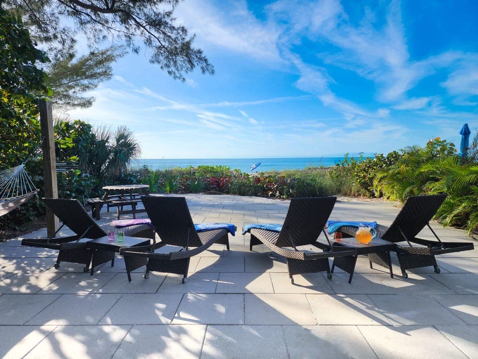 Backyard Ocean view
