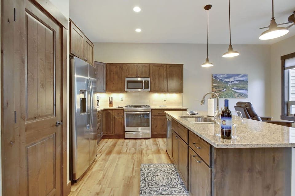 Gourmet Kitchen--Fully Stocked