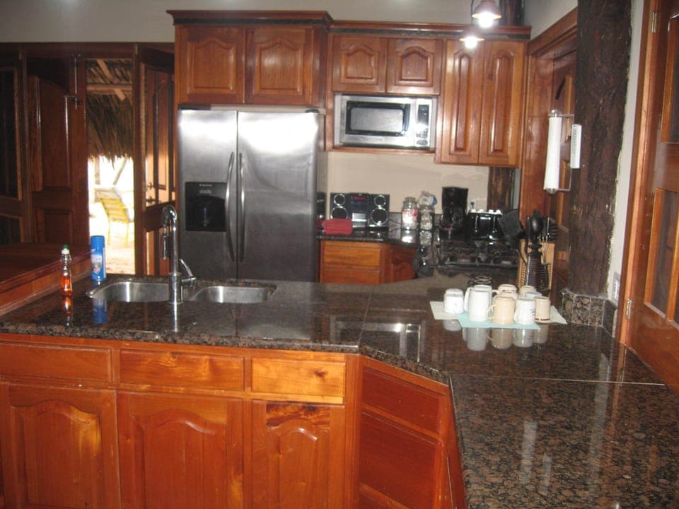 Large modern kitchen