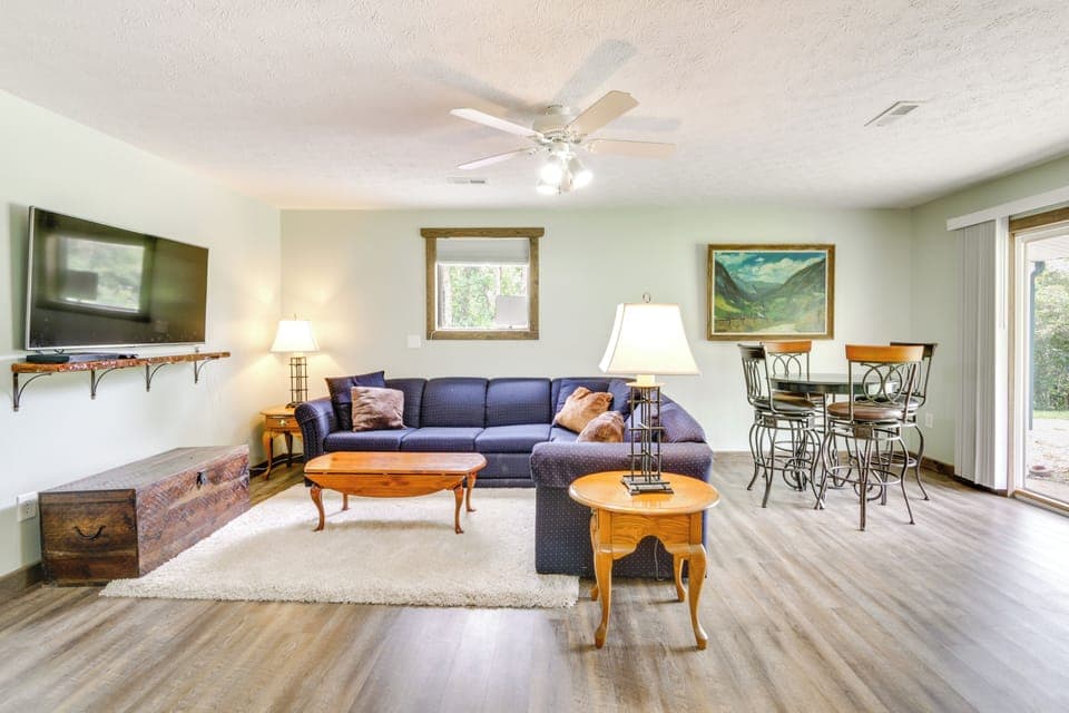 Nelsonville Vacation Rental | 3BR | 1.5BA | 1,400 Sq Ft | 2 Steps to Access