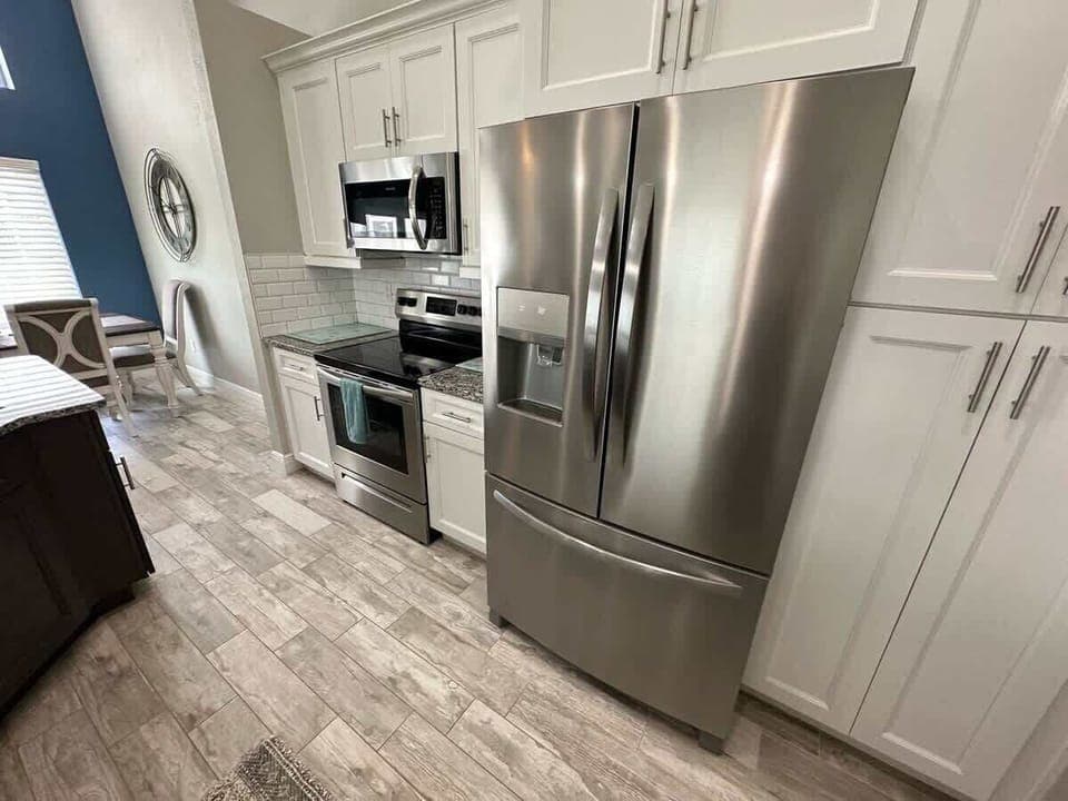 2053HEA - Kitchen (1).jpeg