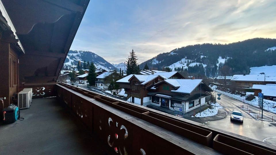 Overview on Gstaad from balcony