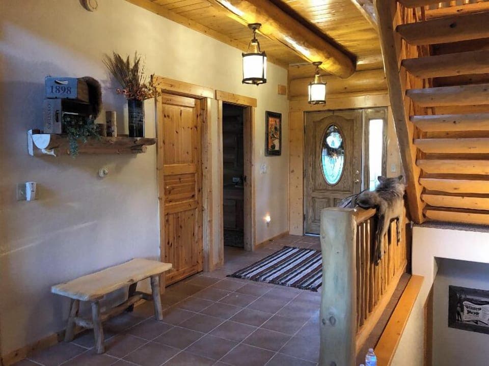 Entry way