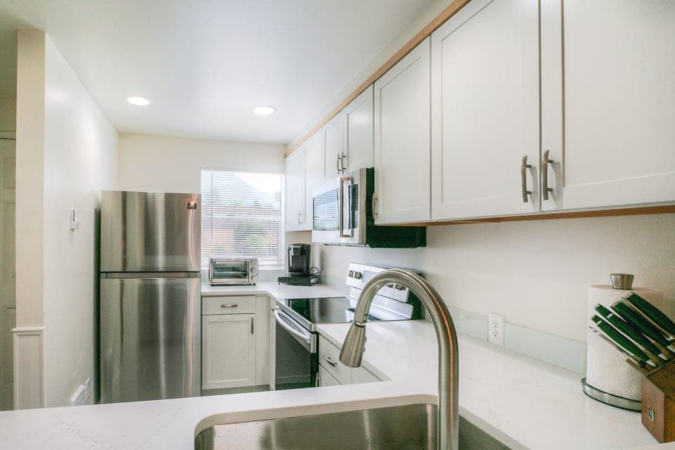 Kitchen Moon River Suite