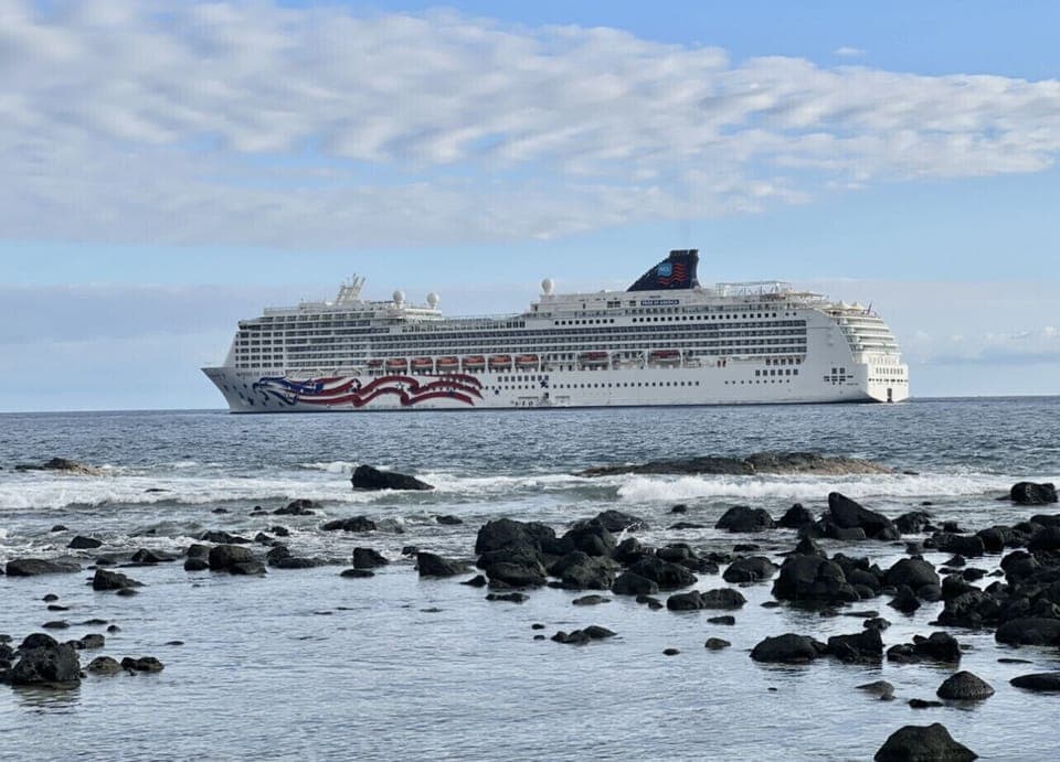 Cruise ships are coming back. 