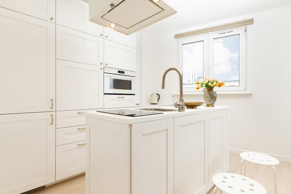The fully equipped kitchenette includes everything you need for a home-cooked meal.