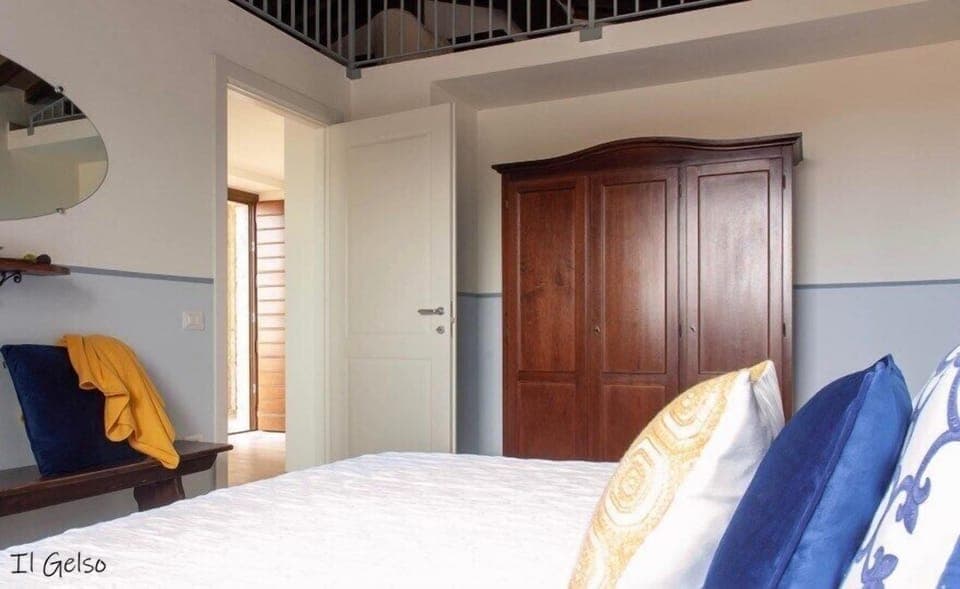 81e24a9d-0930-4a63-a3ad-5145de643cd6