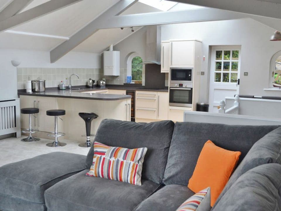 Very spacious open plan sitting room, dining area and kitchen | St Monicas, Fowey