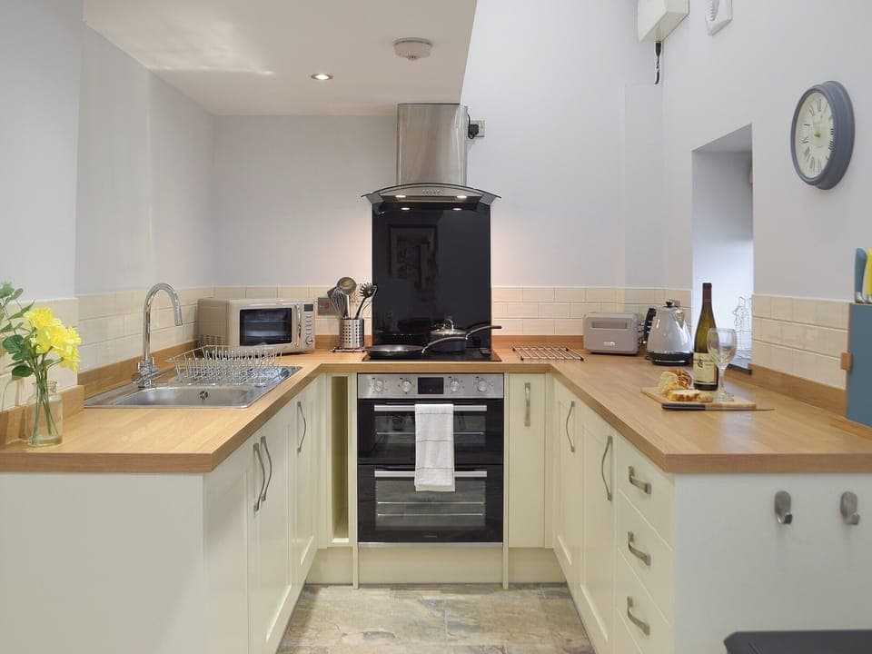 Kitchen | Bluebell Cottage - Penfeidr Cottages, Glanrhyd, near Newport