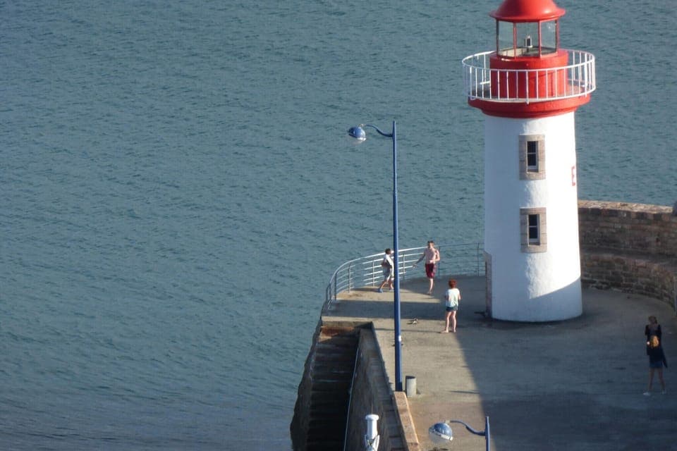 Region [summer] (>5 km)