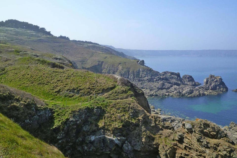 Surroundings [summer] (1-5 km)