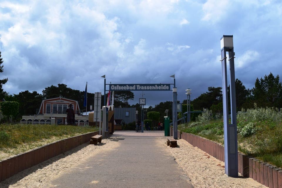 Immediate Surroundings [summer] (<1 km)