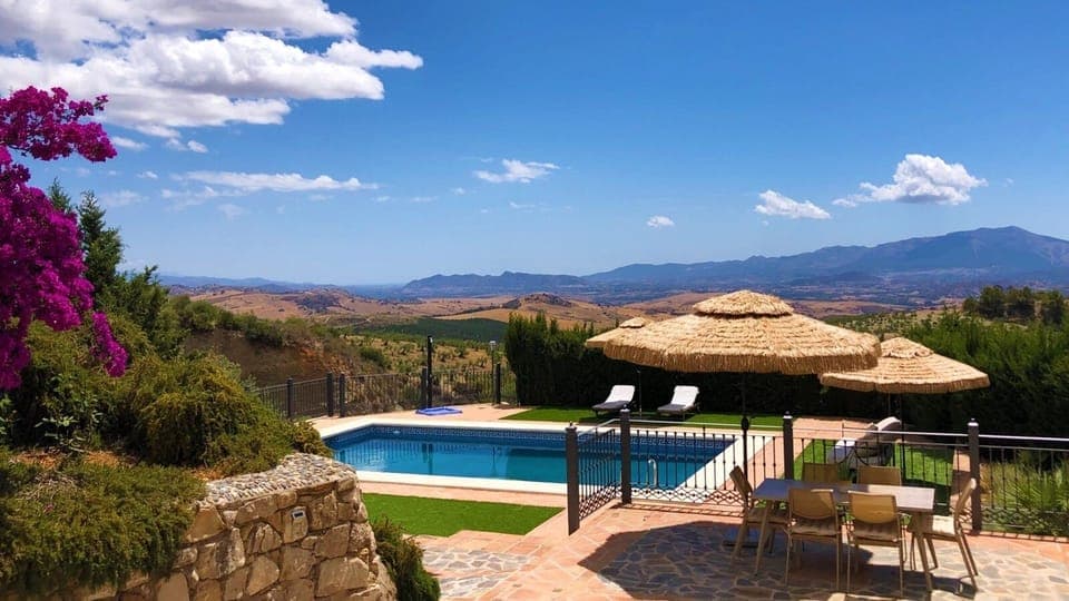 Gaia Home Alozaina by Ruralidays