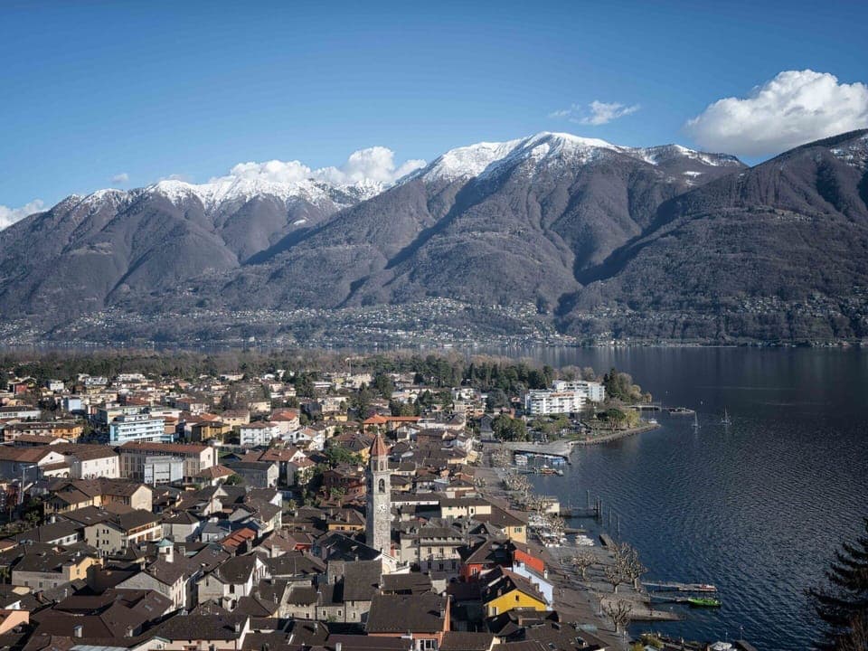 Mountain, Mountainous Landforms, Hill, Mountain Range, Highland, Hill Station, Glacial Landform, Ridge, Summit, Valley