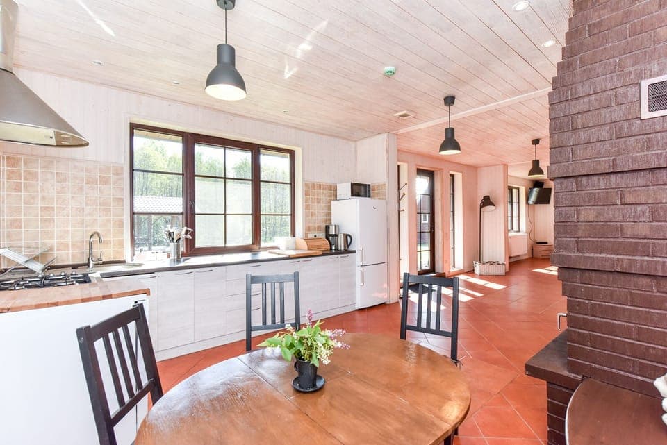 Kitchen in "Dzūkijos uoga" vacation rentals