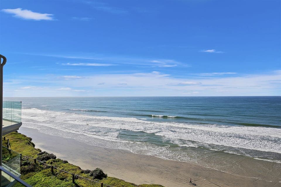 Welcome to your top-floor oceanfront view...