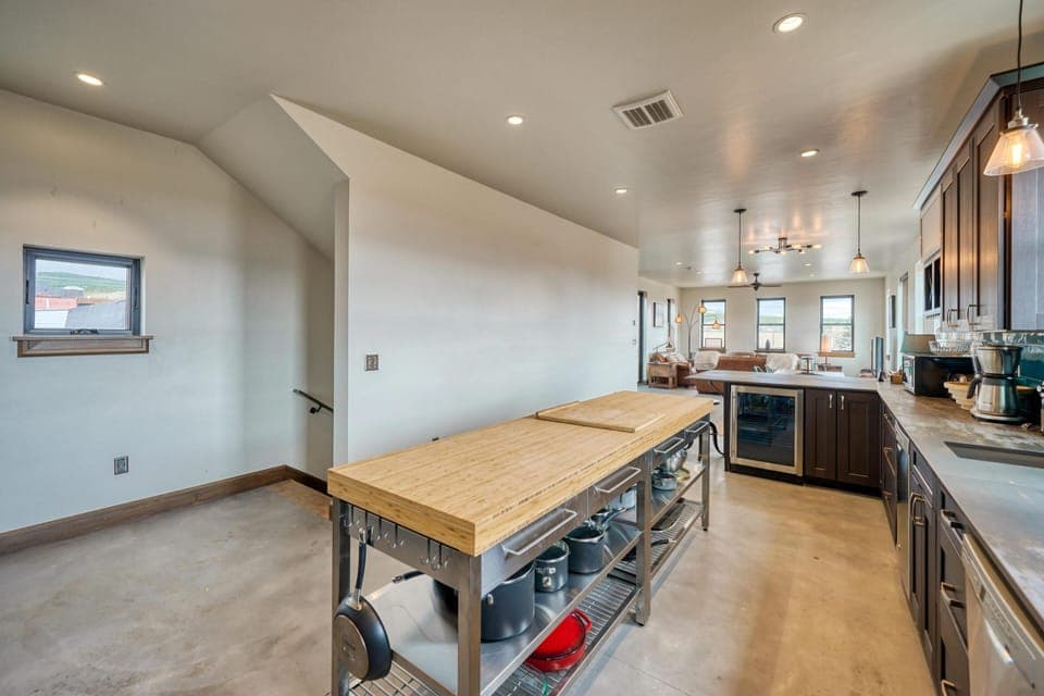 Private kitchen