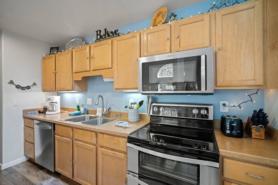 Fully equipped kitchen for whipping up your favorite recipes.