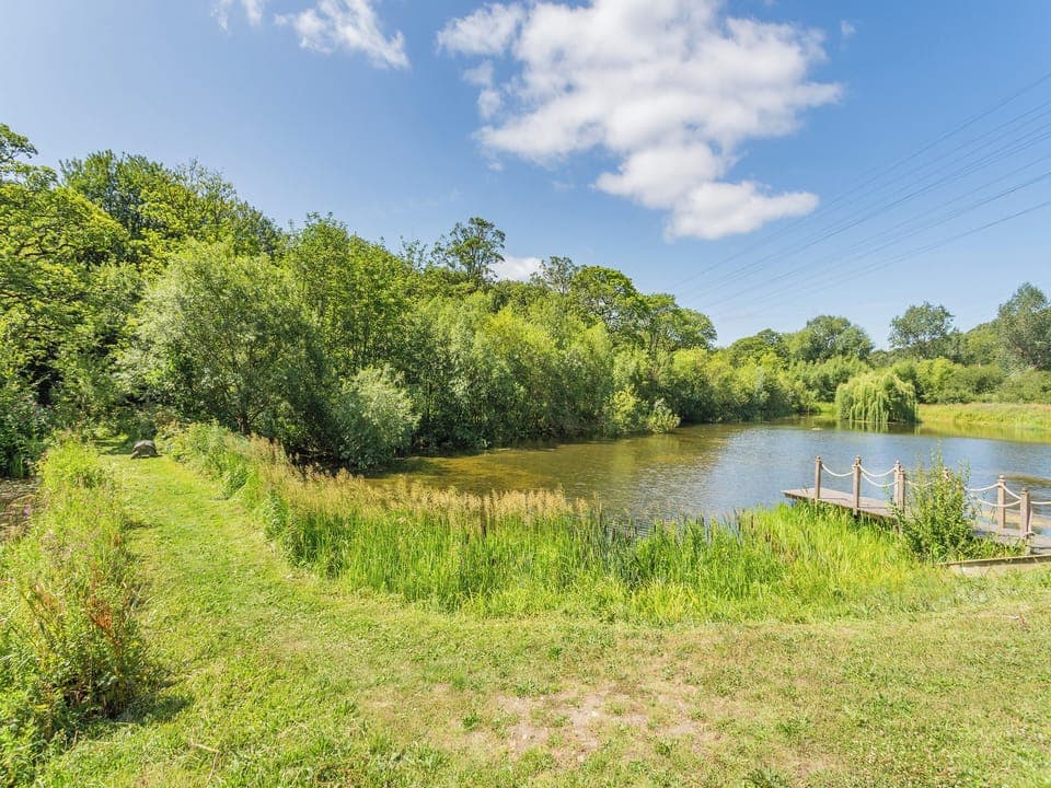 Exterior | Waterside Lodge Sixteen - Ashgrove Country Park, Elland