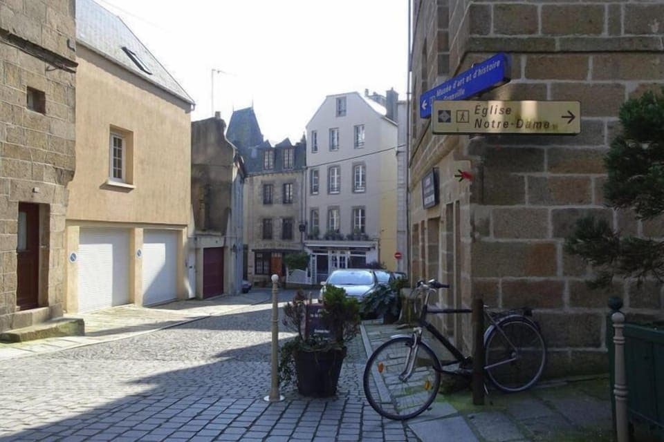 Region [summer] (>5 km)