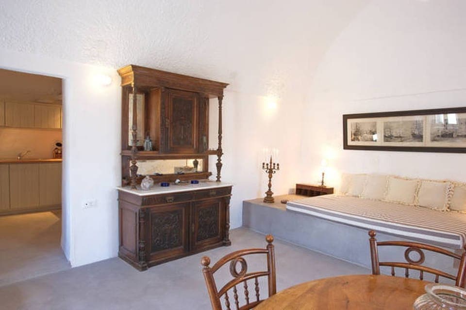 House of the 7 ships. Upper level house
The living room