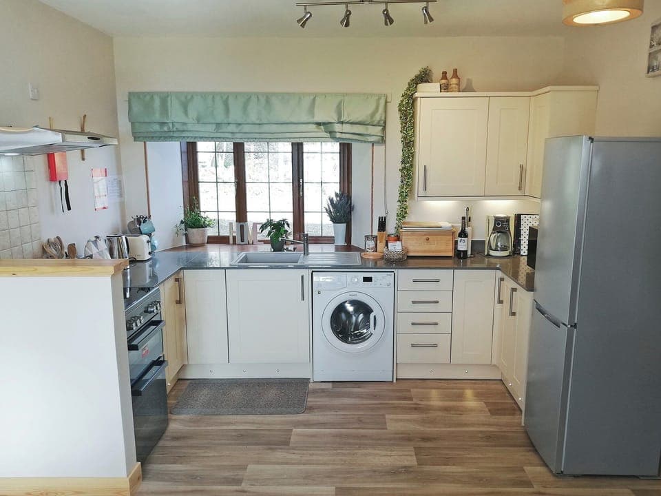 Extremely well-equipped kitchen | St Brighs, Dingwall