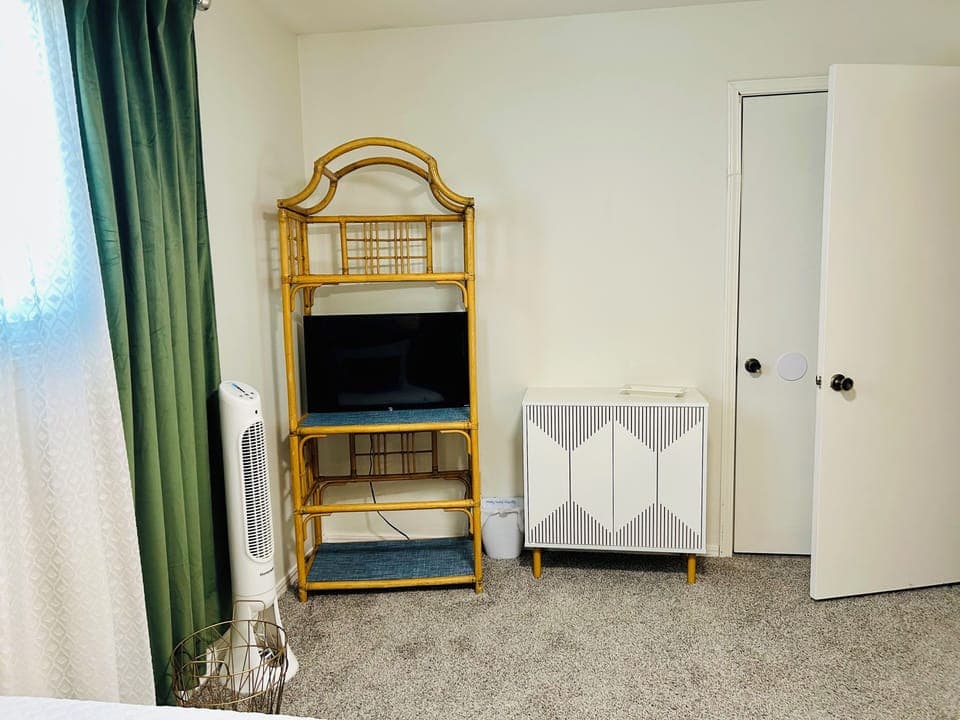 Bedroom 3 (upstairs)