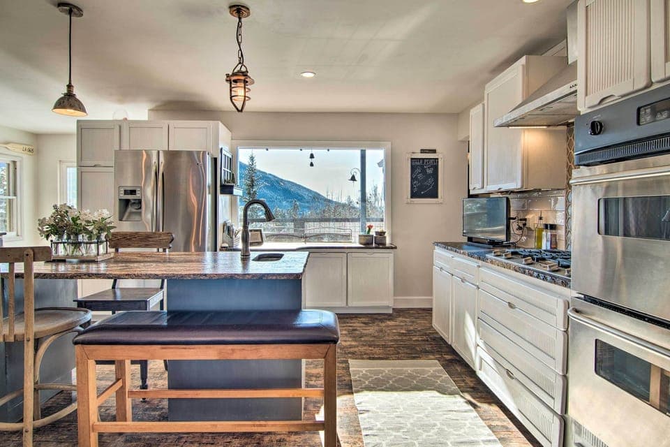 Kitchen | Mountain Views