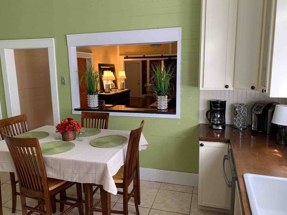 Breakfast table