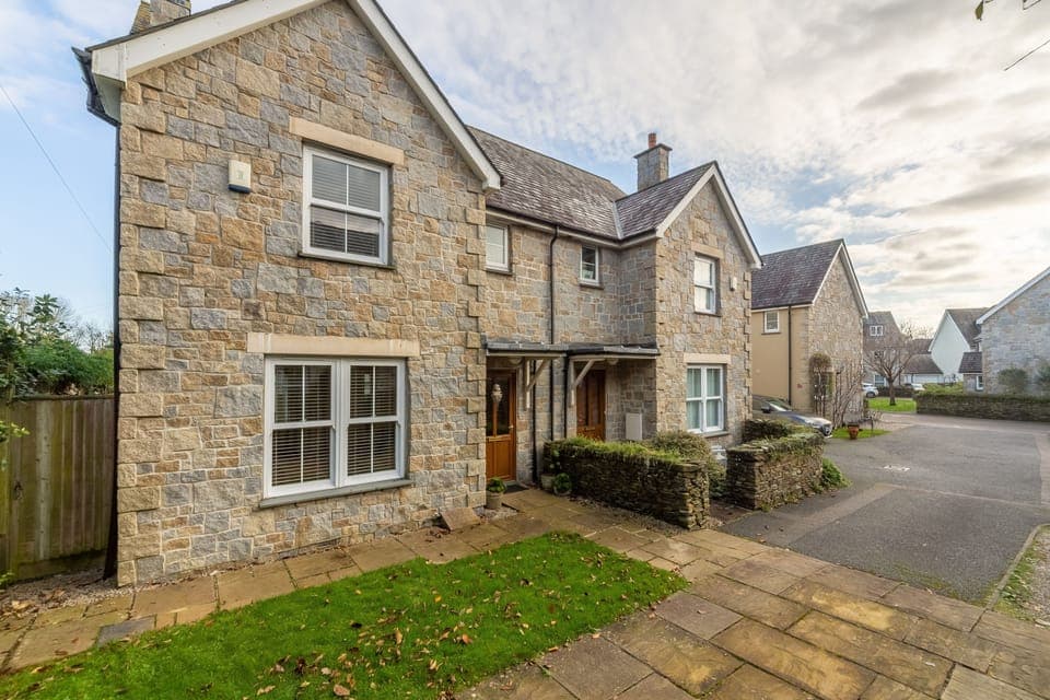 Welcome to Porthia, Lelant.