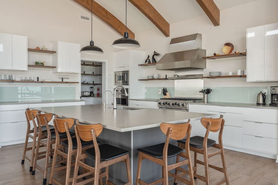 Large kitchen island with ample seating.