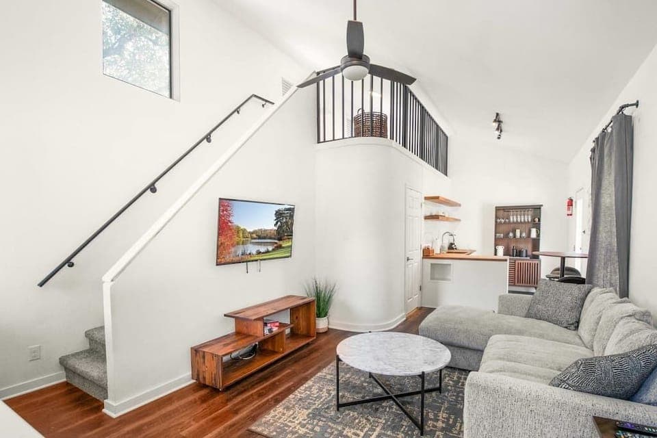 Unit B - Upstairs Loft Entertainment Center