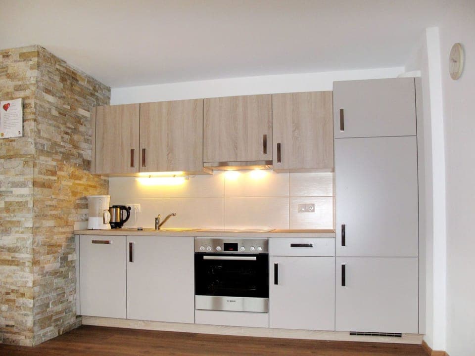 Room, Cabinetry, Furniture, Kitchen, Property, Countertop, Floor, Interior Design, Tile, Wall