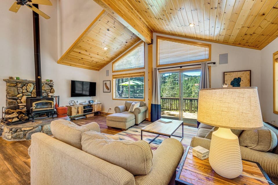 Truckee Vacation Rental | 3BR | 2.5BA | 1,100 Sq Ft | Stairs Required