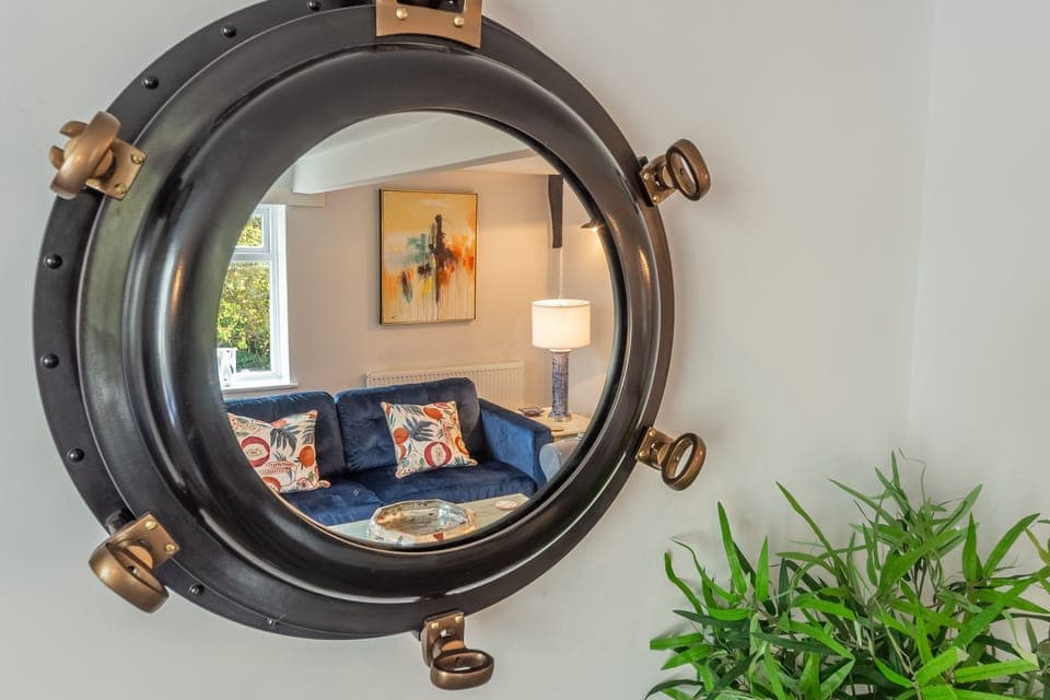 Ground floor: Sitting room