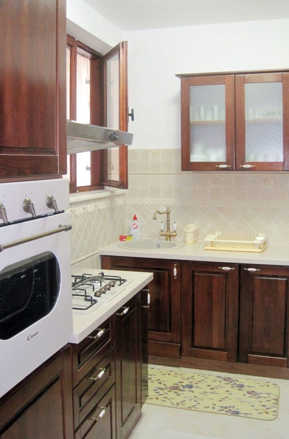 Countertop, Cabinetry, Room, Furniture, Kitchen, Property, Sink, Interior Design, Kitchen Stove, Major Appliance