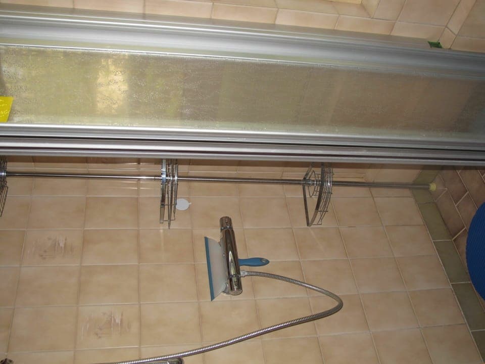 Plumbing Fixture, Floor, Flooring, Plumbing, Composite Material, Gas, Wood