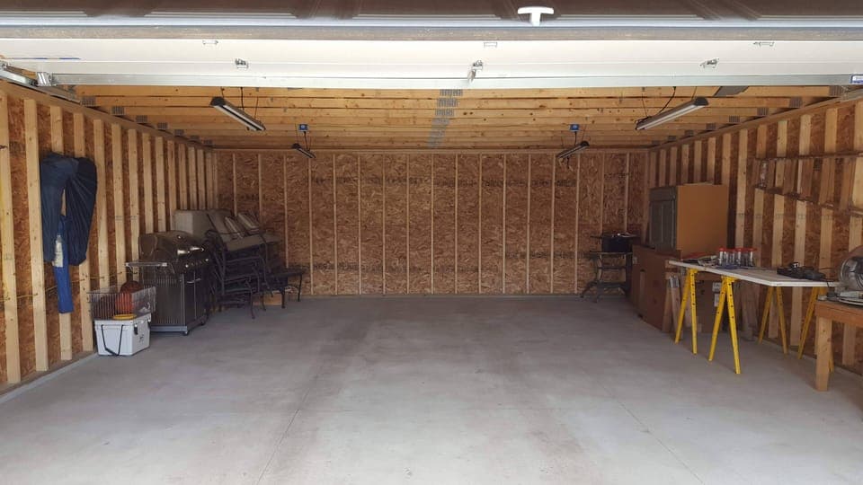 extra deep 2 car garage 