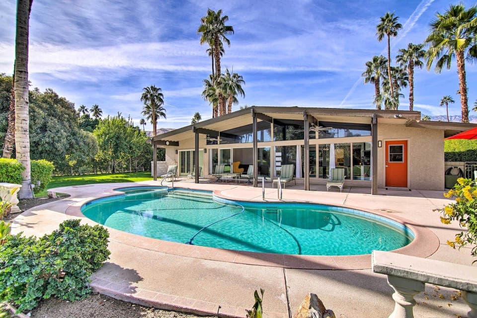 Private Pool (Heated w/ Fee, November-May)