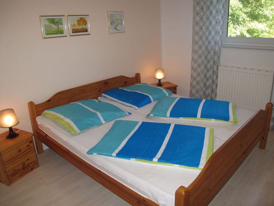 Property, Furniture, Comfort, Azure, Shade, Wood, Bed Frame, Textile, Interior Design, Window