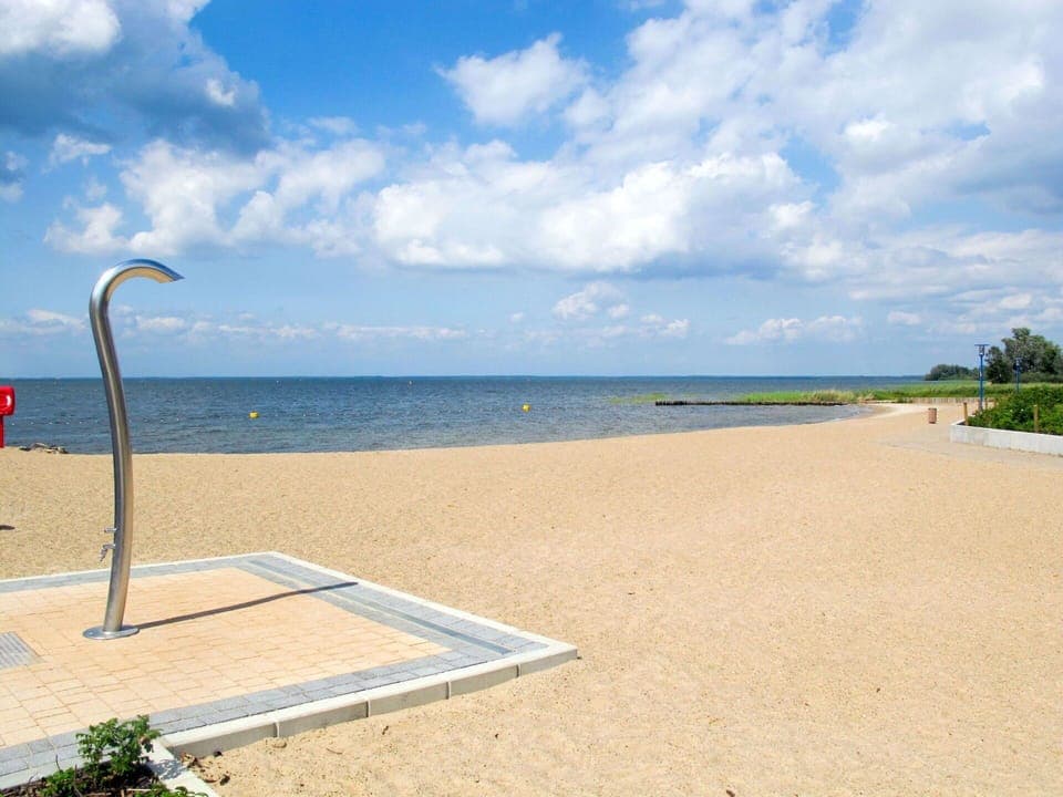 Cloud, Sky, Water, Azure, Coastal And Oceanic Landforms, Beach, Arecales, Landscape, Outdoor Furniture, Tree