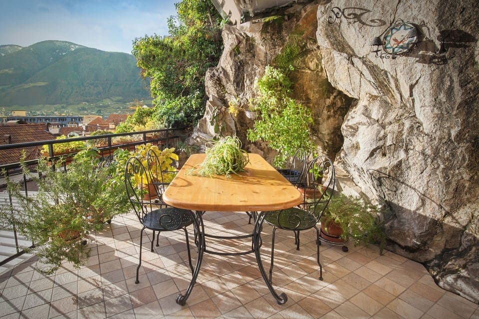 b3d0f2c0-4525-4e79-927b-8c6f2523c1a9