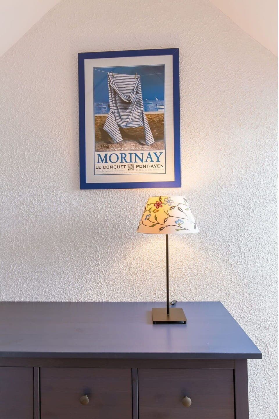 Cloud, Sky, Property, Building, Tree, Wood, Chair, Urban Design, Outdoor Furniture, Table