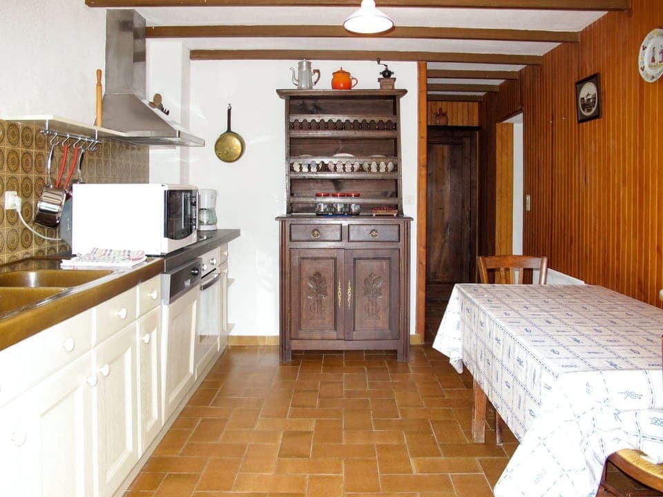 Room, Property, Furniture, Countertop, Kitchen, Cabinetry, Building, Floor, Interior Design, House