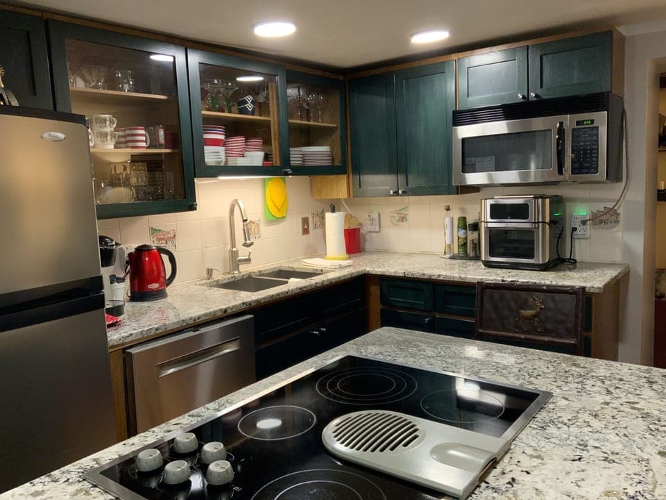 CHEF APPROVED KITCHEN!  THE AIR FRYER IS A RECENT FUN ADDITION!