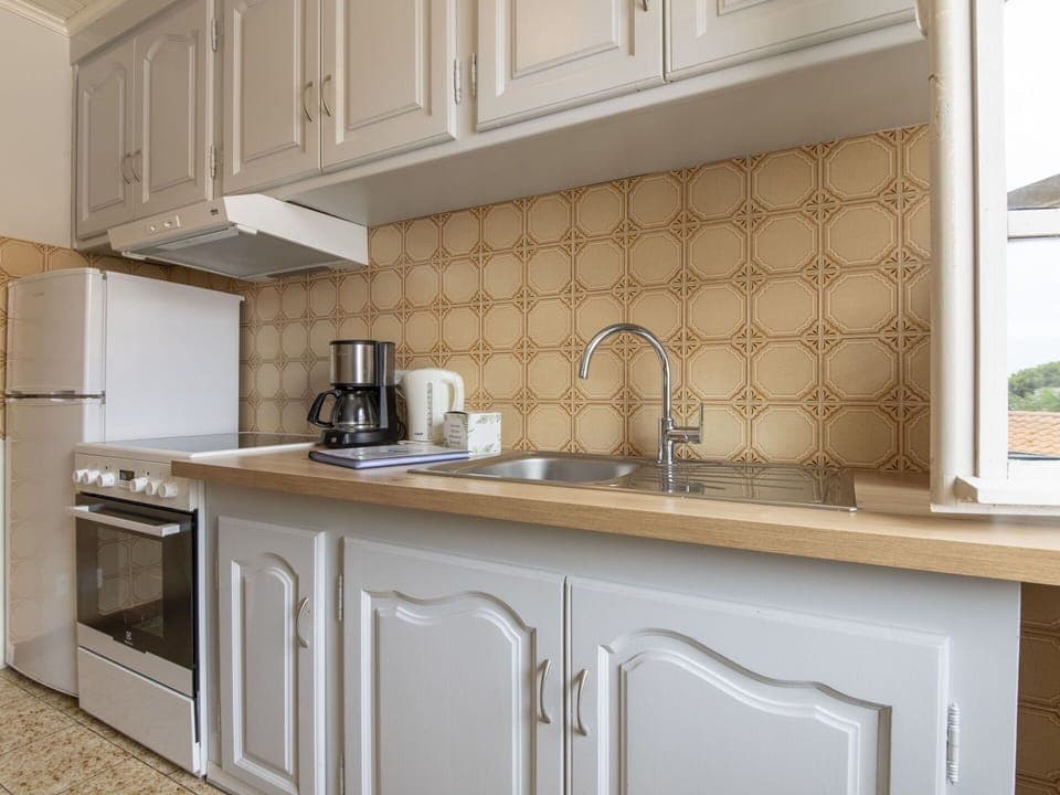 Cabinetry, Countertop, Kitchen Sink, Tap, Plumbing Fixture, Kitchen Appliance, Kitchen, Kitchen Stove, Sink, Wood