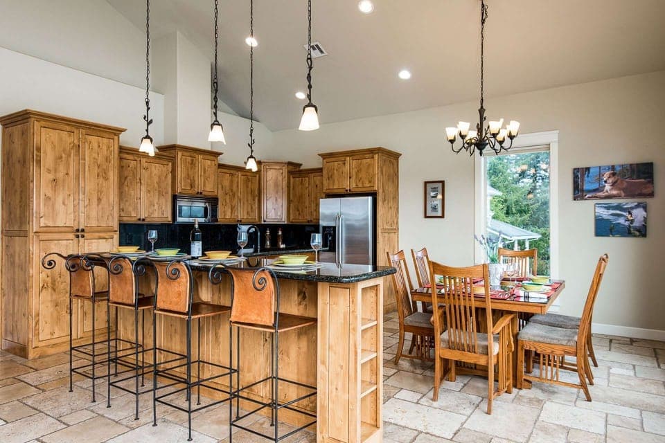 Dinning Area (Main level)