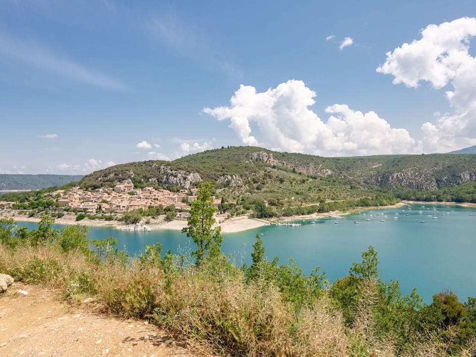 Cloud, Sky, Water, Plant, Mountain, Natural Landscape, Highland, Tree, Bank, Lake