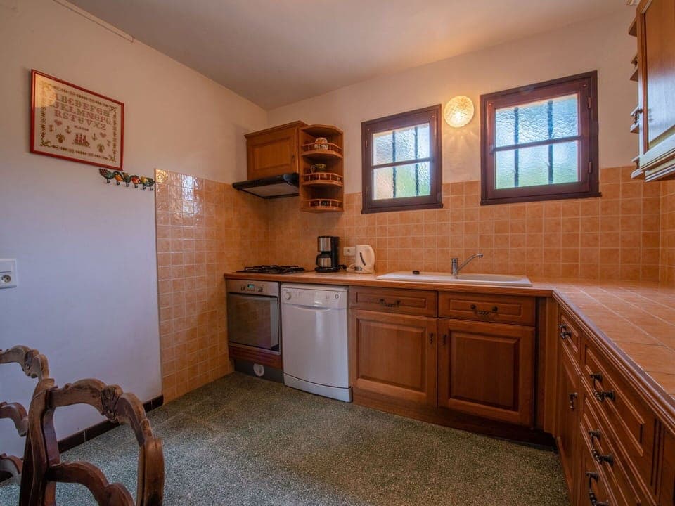 Brown, Cabinetry, Countertop, Property, Furniture, Sink, Window, Wood, Kitchen, Interior Design